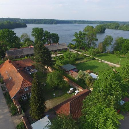 4 Sterne Wohnen "Zum Alten Forsthof" Am Schlosspark, App 3 "Wunnerbor" Lägenhet Eutin Exteriör bild