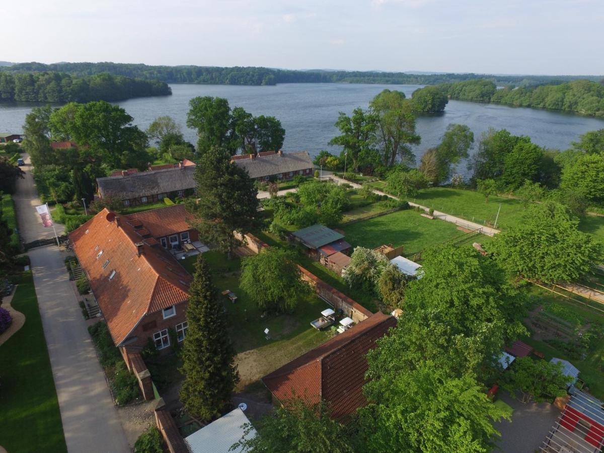 4 Sterne Wohnen "Zum Alten Forsthof" Am Schlosspark, App 3 "Wunnerbor" Lägenhet Eutin Exteriör bild